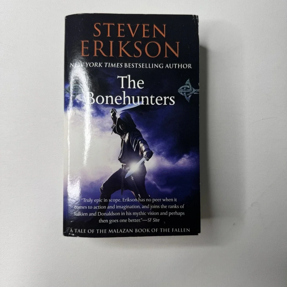The Bonehunters (Malazon-PB) By Steven Erikson